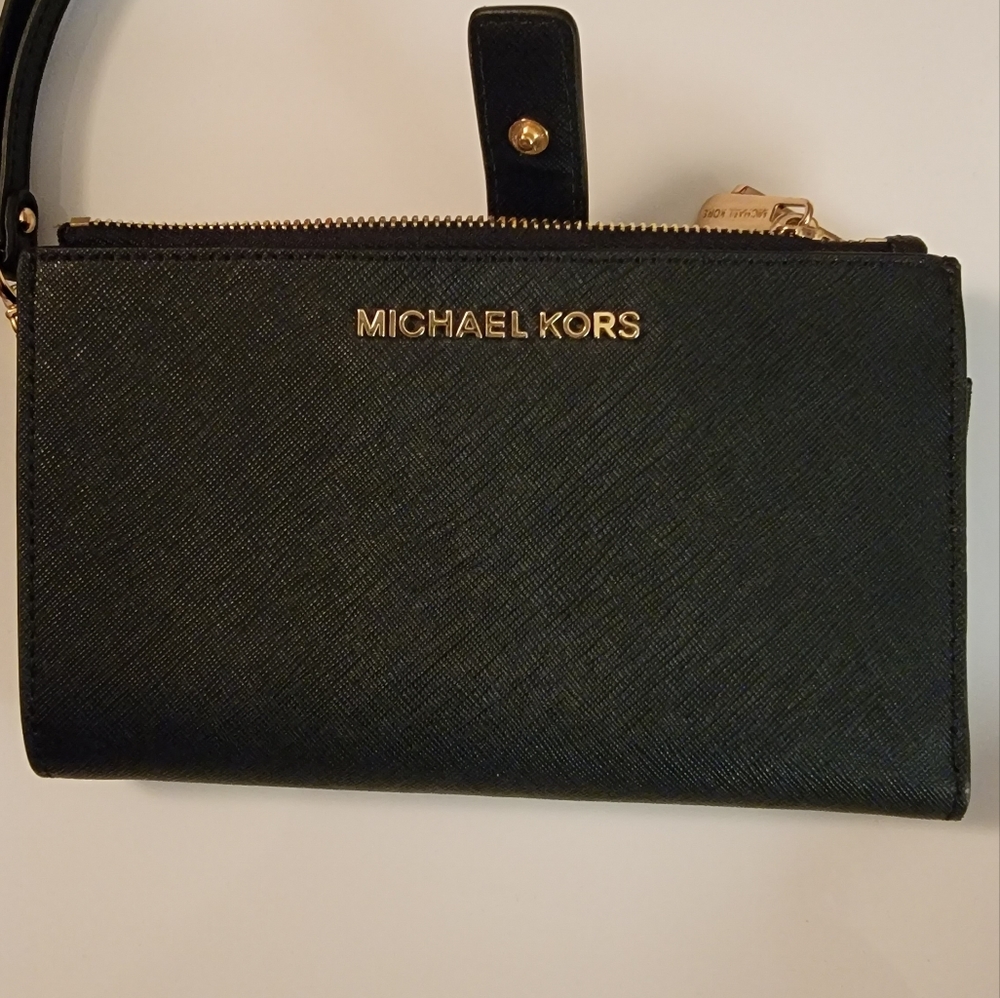 Michael Kors Clutch with Cell holder - Black